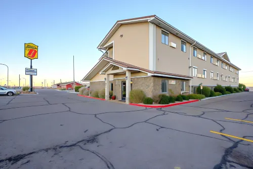 Super 8 by Wyndham Las Cruces/White Sands Area Exterior Photos