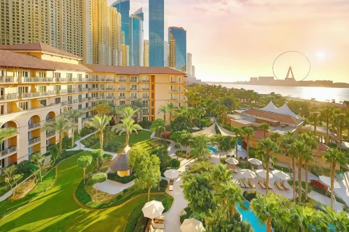 The Ritz-Carlton, Dubai Рядом с отелем Photos