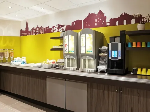 Ibis Styles Brussels Centre Stephanie Dining Photos