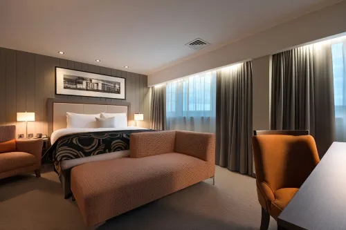 Clayton Hotel Chiswick Camere Photos