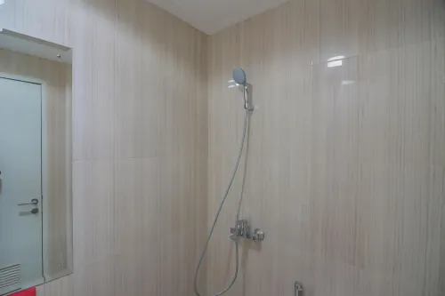RedDoorz Apartment @ Sentul Tower Photos