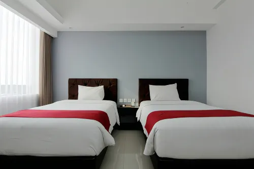 The Sun Hotel Madiun Kamar Photos