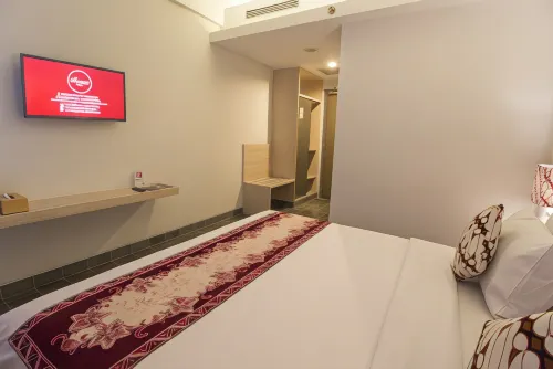 Burza Hotel Yogyakarta Kamar Photos