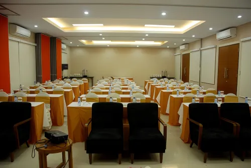 Rumah Kito Resort Hotel Jambi by Waringin Hospitality Fasilitas Bisnis Photos