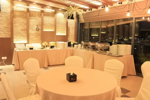 Eska Hotel Restauration Photos