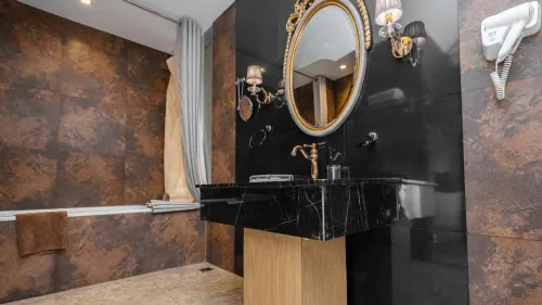 Amaroossa Royal Bogor Rooms Photos