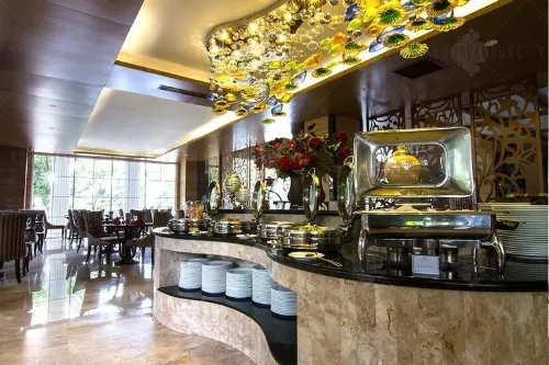 Belviu Hotel Bandung Dining Photos