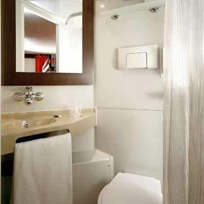 Premiere Classe Lille Ouest - Lomme Chambres Photos