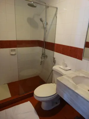 Aloha Hotel Roxas Boulevard Manila Photos