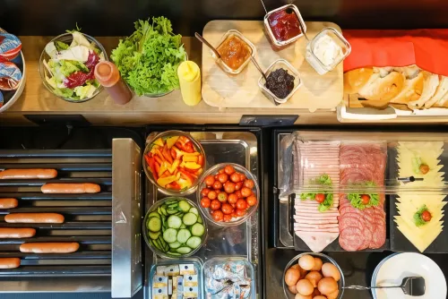 Chors Like a Hotel - Hostel Dining Photos