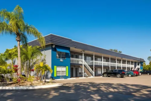 SureStay Hotel by Best Western Sarasota Lido Beach Exterior Photos