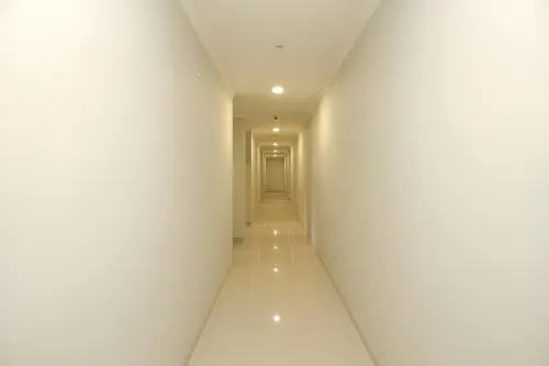 RedDoorz Premium Near Ragunan Zoo 2 Espaces publics Photos