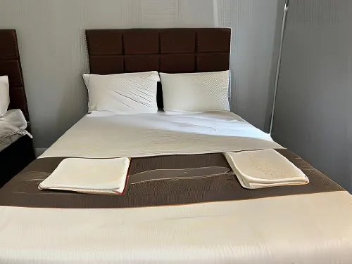 Assheton Hotel Photos