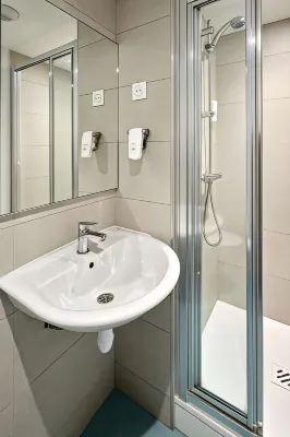 Kyriad Direct Moulins Sud Yzeure Zimmer Photos