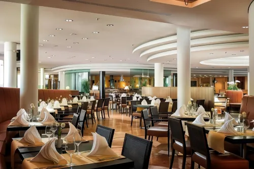 City Hotel Dresden Radebeul Dining Photos