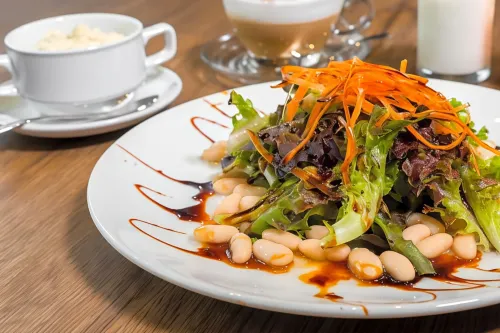 XQ Pattaya Hotel Dining Photos