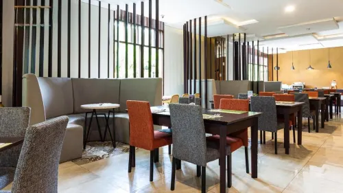 Grand Tjokro Hotel Balikpapan Restauration Photos