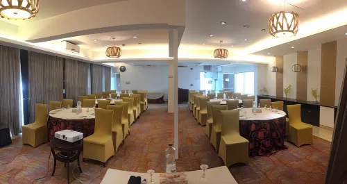 Hotel Bengal Canary Park Restauration Photos
