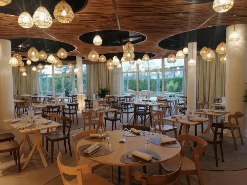 Mercure Compiègne Sud Restauration Photos