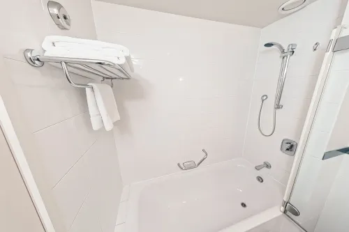 Parkside Hotel & Apartments Photos