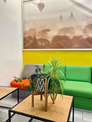 Smart Hyde Park Inn Hostel Photos