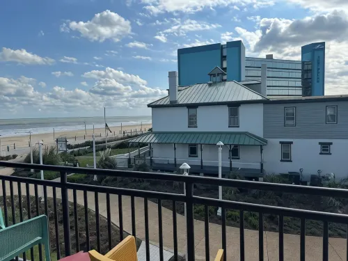 Moxy Virginia Beach Oceanfront À proximité de l'hôtel Photos