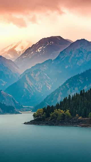 6D5N • Xinjiang + Hemu Scenic Area + Sayram Lake + World Mystery Town