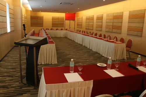 Ritz Garden Hotel Manjung Business Photos