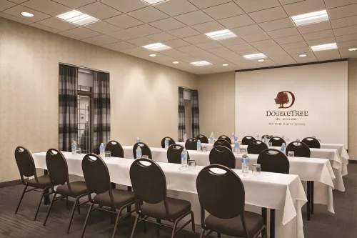 DoubleTree by Hilton Hotel Boston - Downtown Business Facilities Photos