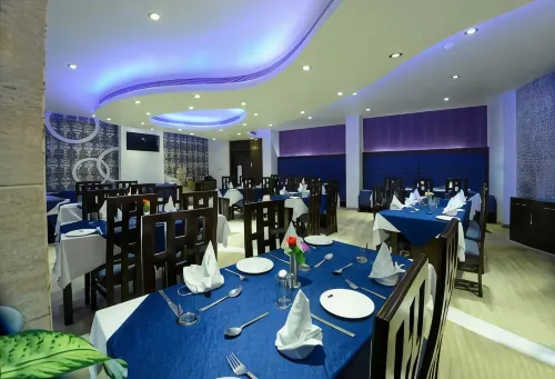 Hotel Taj Resorts Ăn uống Photos