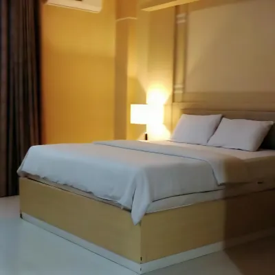 Hotel Venus Rooms Photos