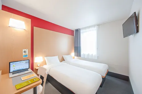 B&B Hotel La Rochelle Beaulieu Puilboreau Chambres Photos