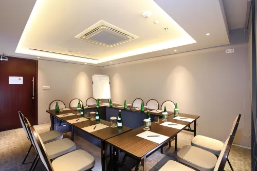 Swiss-Belhotel Pondok Indah Fasilitas Bisnis Photos