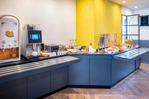 Hotel des Lys Dining Photos