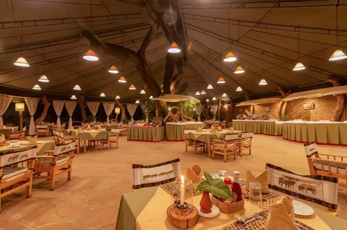 Kibo Safari Camp, Amboseli Restauration Photos
