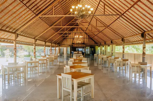 New Sunari Lovina Beach Resort Dining Photos