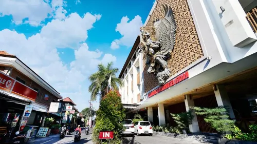 Grand La Walon Hotel Near Hotel Photos