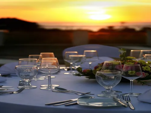 Aston Kuta Hotel and Residence Dining Photos