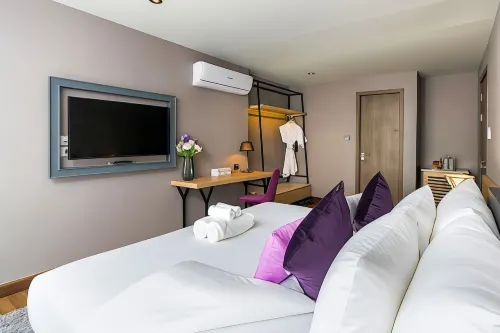 XQ Pattaya Hotel Rooms Photos