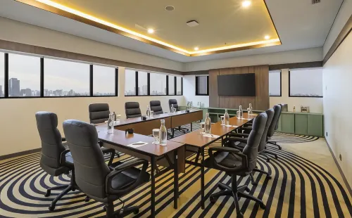 ARTOTEL Hub Simpang Temu Fasilitas Bisnis Photos