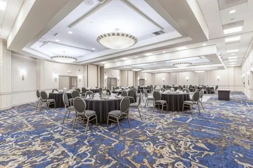 DoubleTree by Hilton Memphis Restauration Photos