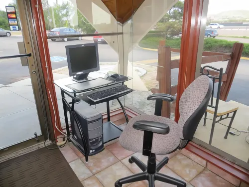 Days Inn by Wyndham Colorado Springs/Garden of the Gods Public Areas Photos