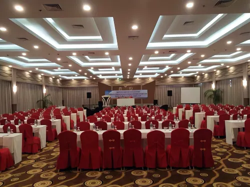 The Golden Bay Hotel Batam Business Photos