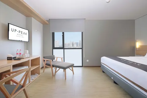 Up-Peak Hotel Simpang Lima Semarang Powered by Archipelago Kamar Photos