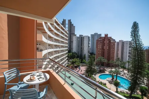 Hotel Benidorm East by Pierre & Vacances Dekat Hotel Photos