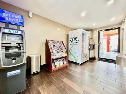 Days Inn & Suites by Wyndham Arlington Near Six Flags Khu vực công cộng Photos