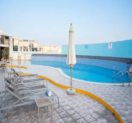 Sunday Hotel Holiday International Dubai Loisirs et amusements Photos