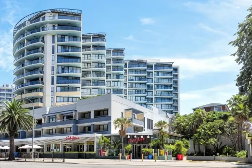 Quest Cronulla Beach Featured Photos