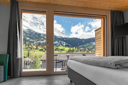 Eiger Lodge Chic Photos
