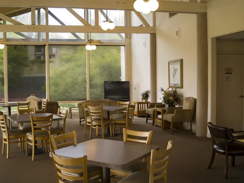 Riviera Oaks Resort and Racquet Club Restauration Photos